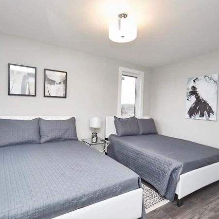Clifton Hill Hideaway 2B -Two Bedroom Condo 尼亚加拉瀑布城 外观 照片