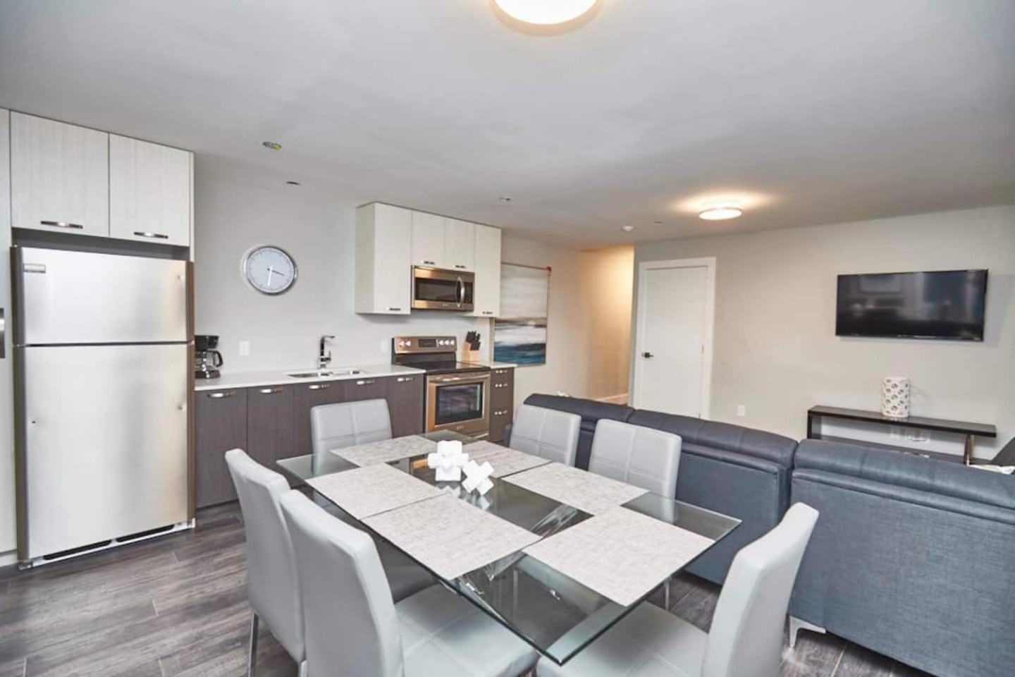 Clifton Hill Hideaway 2B -Two Bedroom Condo 尼亚加拉瀑布城 外观 照片